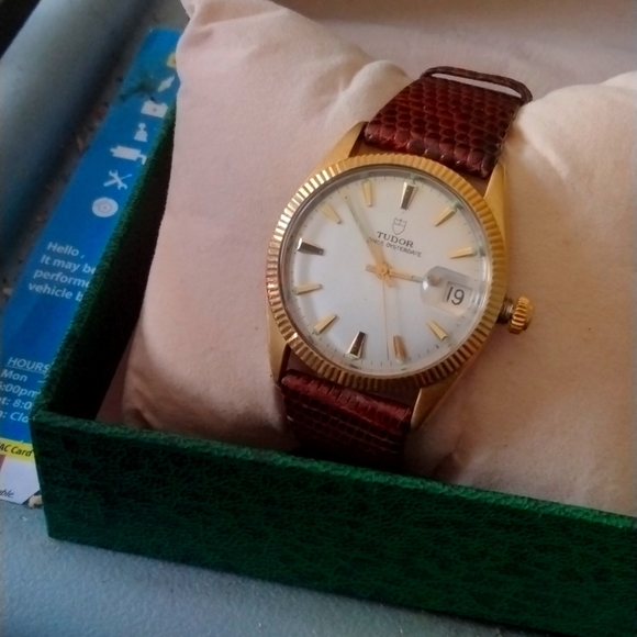 Tudor watch gold bezel new lizard band
